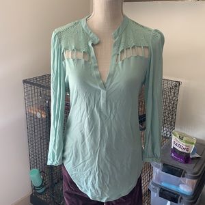 3/4 Length Tela blouse